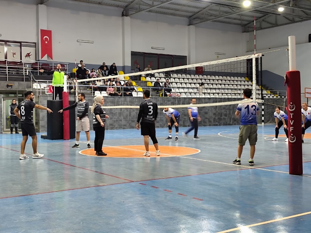 Voleybol Kaymakamlık (3)