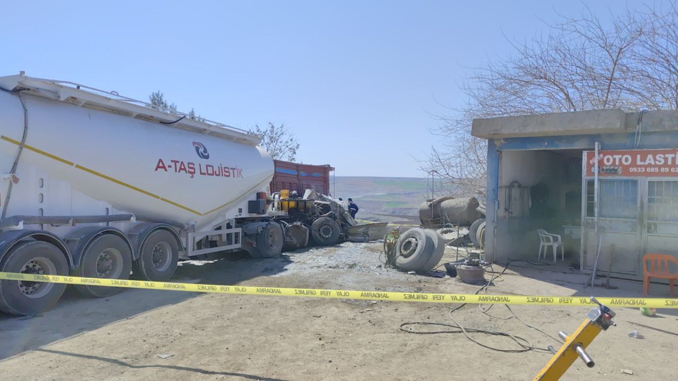 Adıyaman Tır Kaza (4)