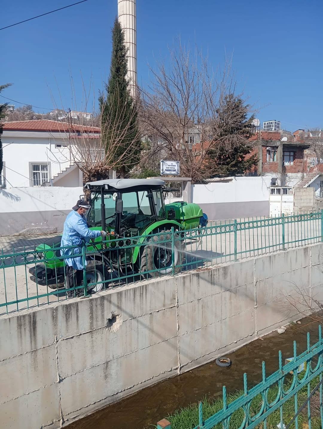 Besni Belediyesi Haşere Temizliği1