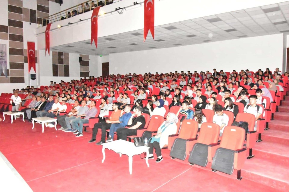 Besni Yapay Zeka (1)