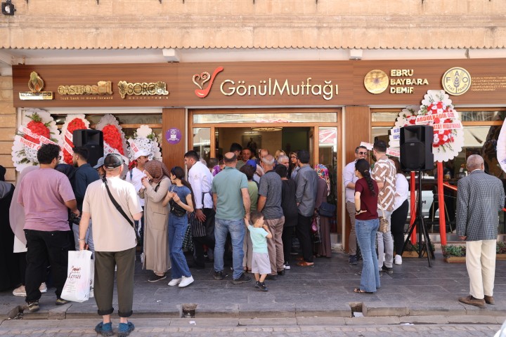 Hatay'a Gönül Köprüsü Kuracak Restoran Açıldı (3)