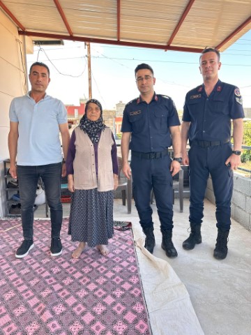 Kaymakam Şehit Ailesi Ziyaret11 (Küçük)