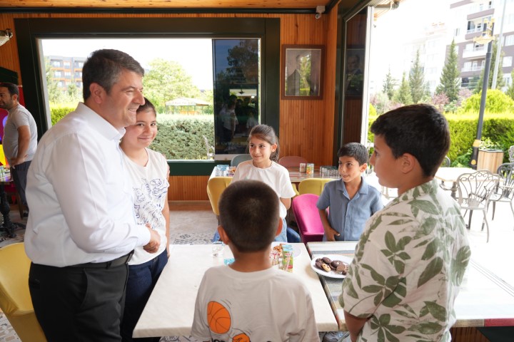 Tutdere Bayramlaşma (3) (Küçük)