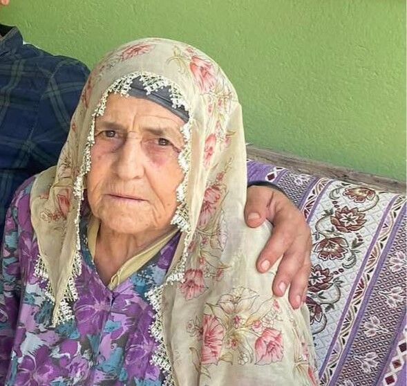 Ayşe Ünal-1