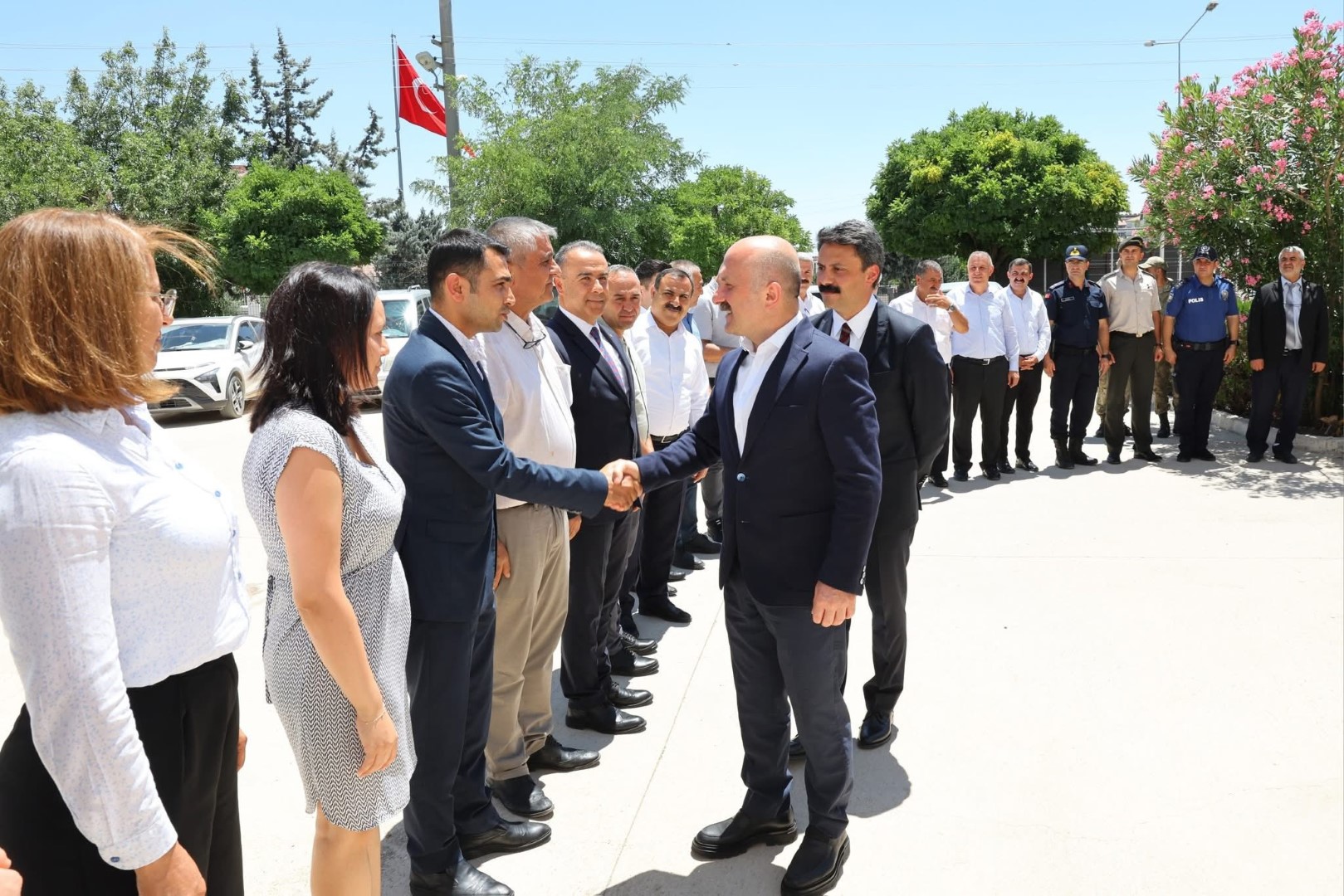 Vali Varol Besnı Kaymakam (6)