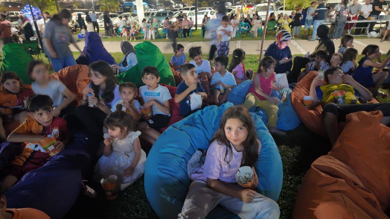 Adiyaman Beledi̇yesi̇ Si̇nema (2) (Orta)