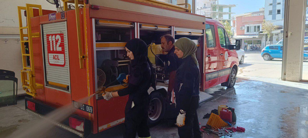 Adıyaman Kadın Itfaiyeci1