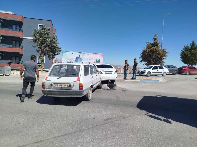 Besni'de Trafik Kazası1