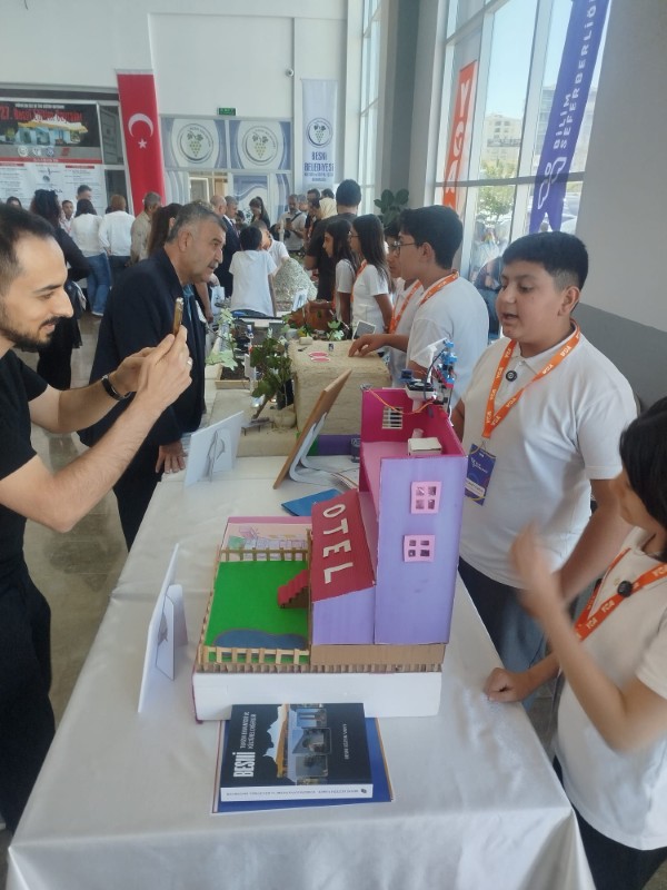 Besni’nin Küçük Mucitleri İcatlarını Tanıttı6