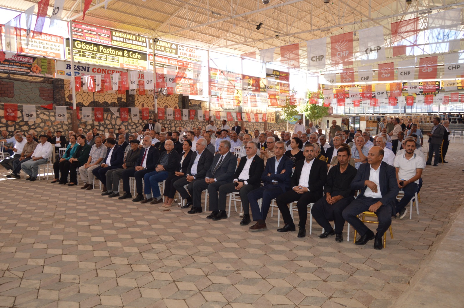 Chp Besni̇ İlçe Kongresi̇ Mustafa Doğan4