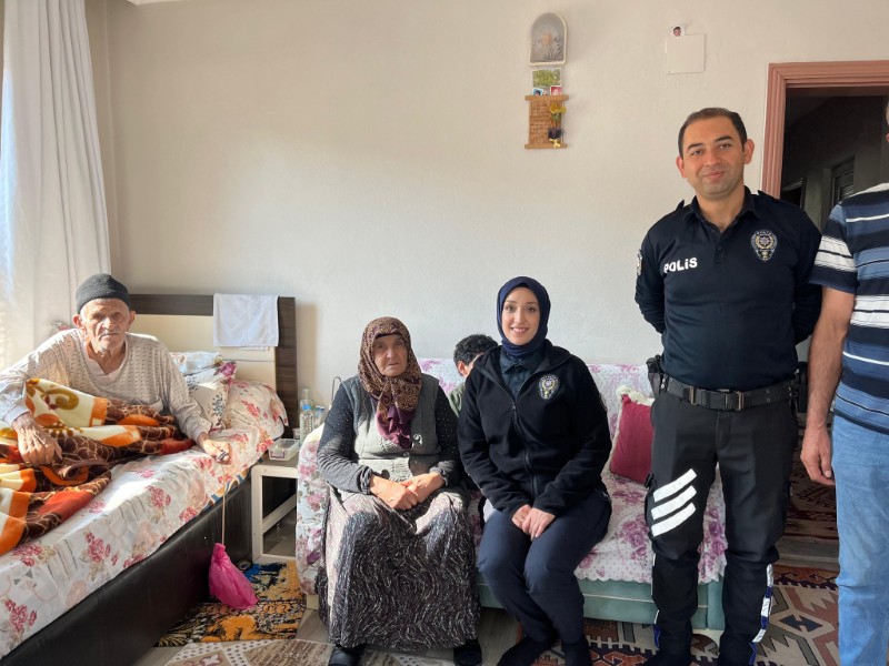 Gölbaşı Polisinden Şehit Ailesine Ziyaret1
