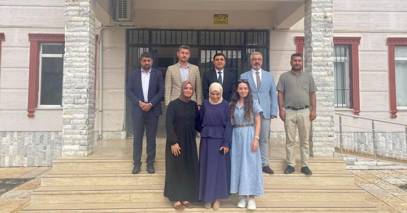 Kaymakam Güngör, Günü Öğrencilerle Geçirdi8