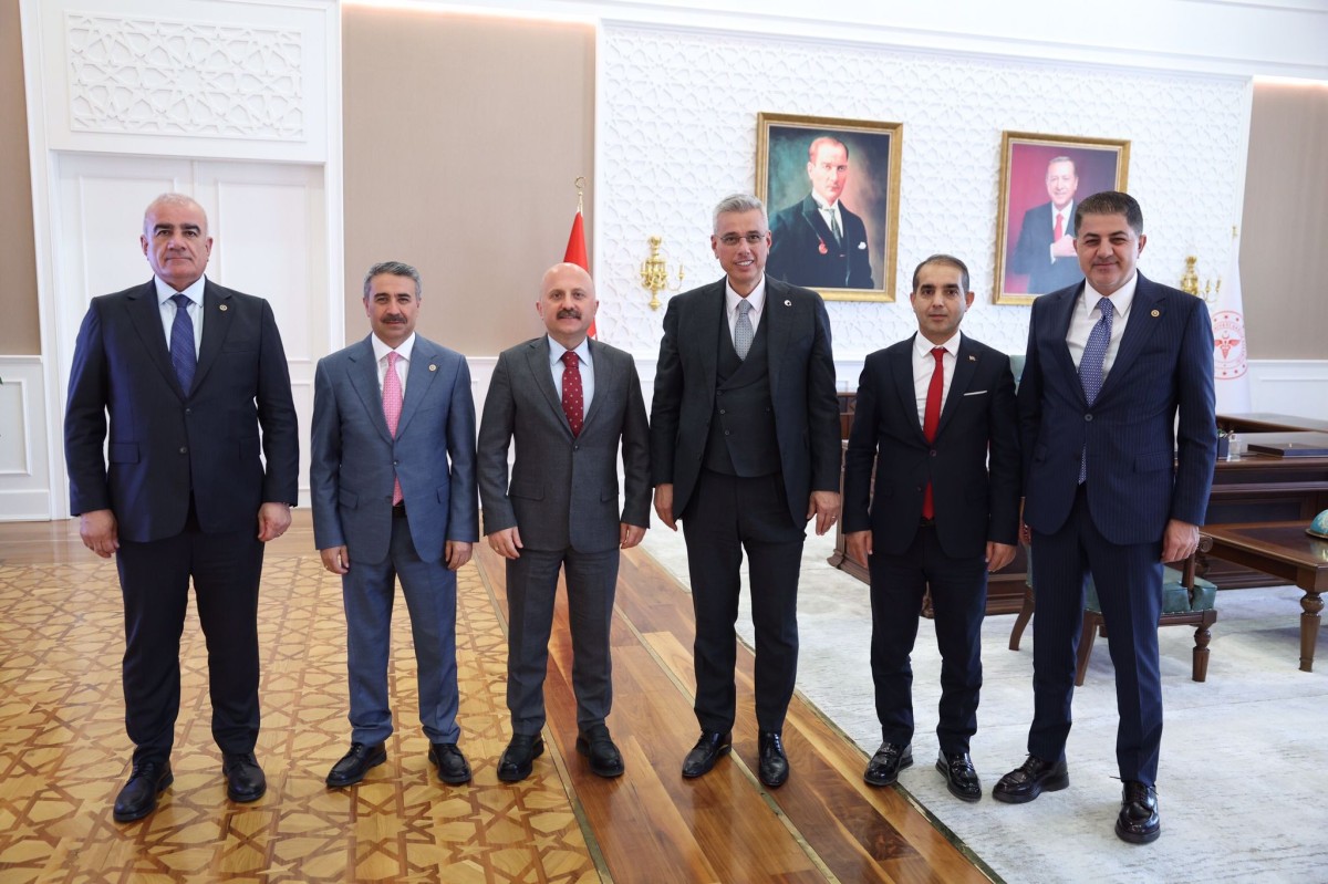 Adıyaman Heyetinden Sağlık Bakanı Memişoğlu'na Ziyaret