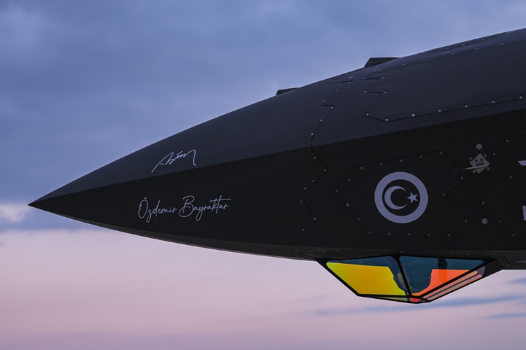 Bayraktar Kizilelma'ya Hayalet Göz3