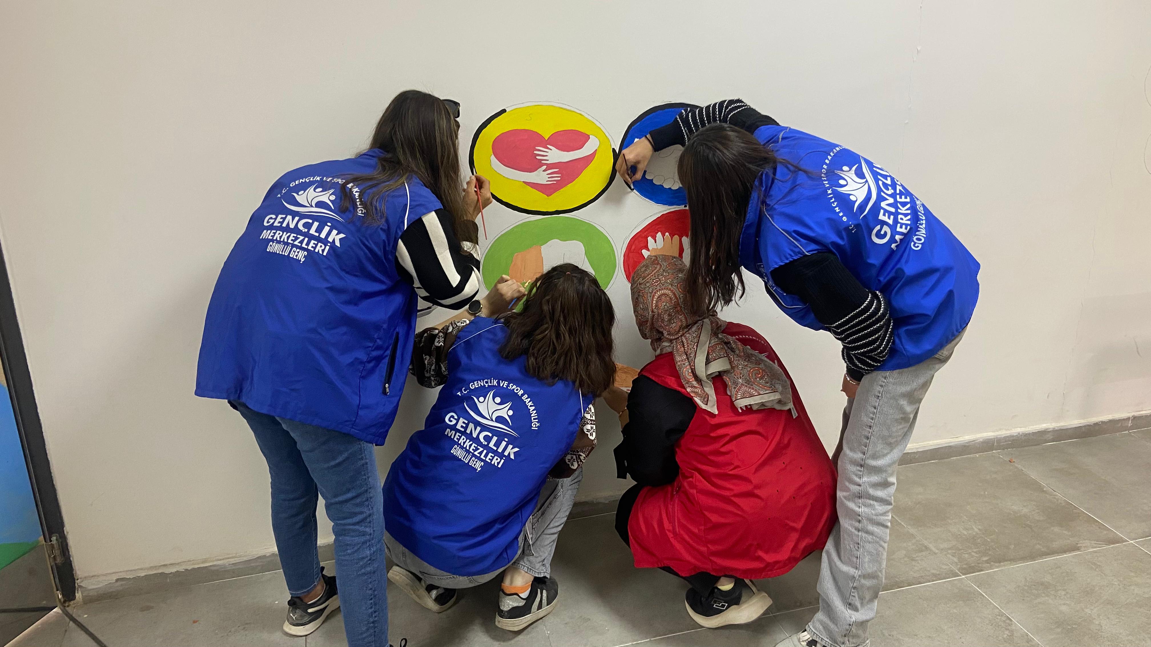 Besni̇ Gülşahboy Okul Duvar Boyama1