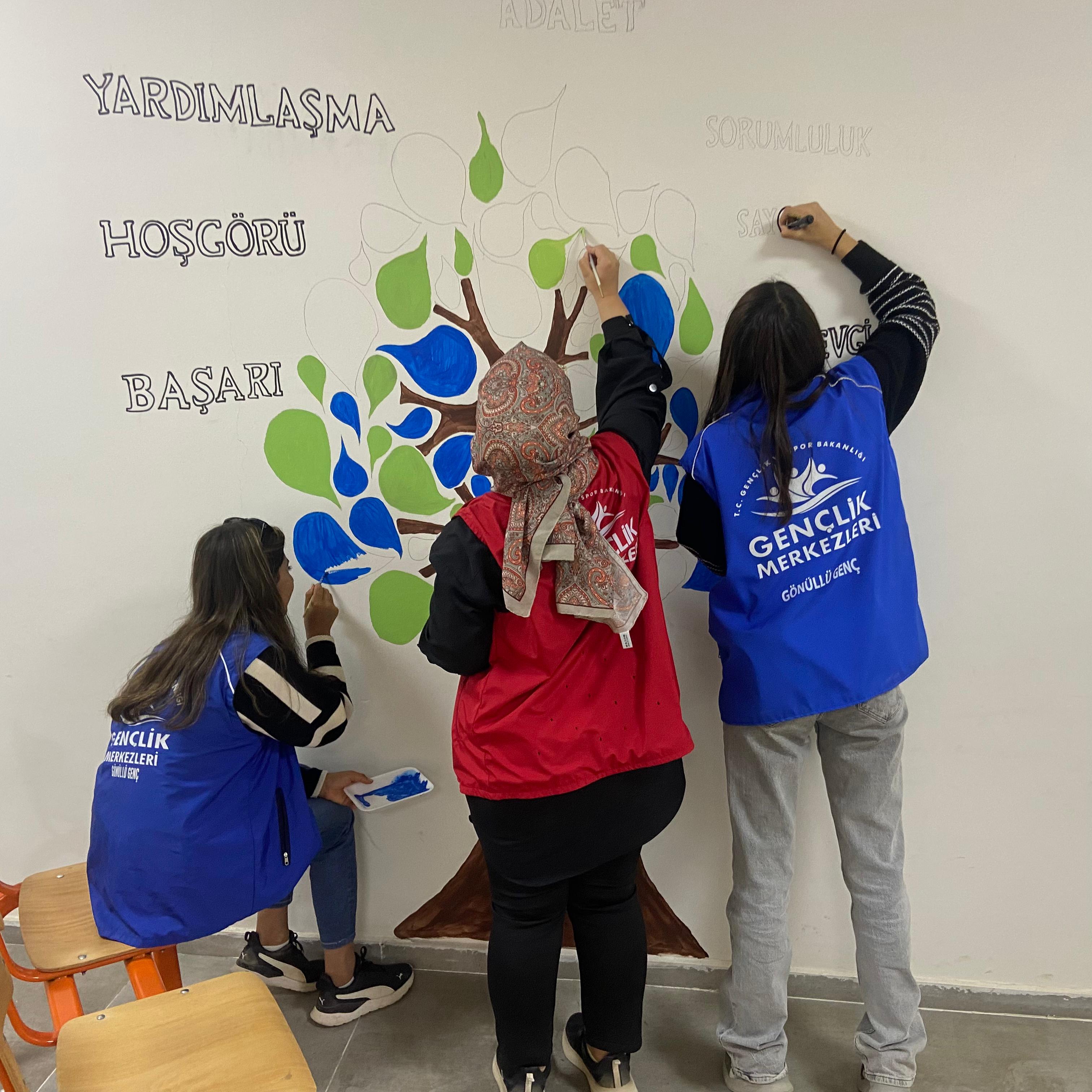 Besni̇ Gülşahboy Okul Duvar Boyama2