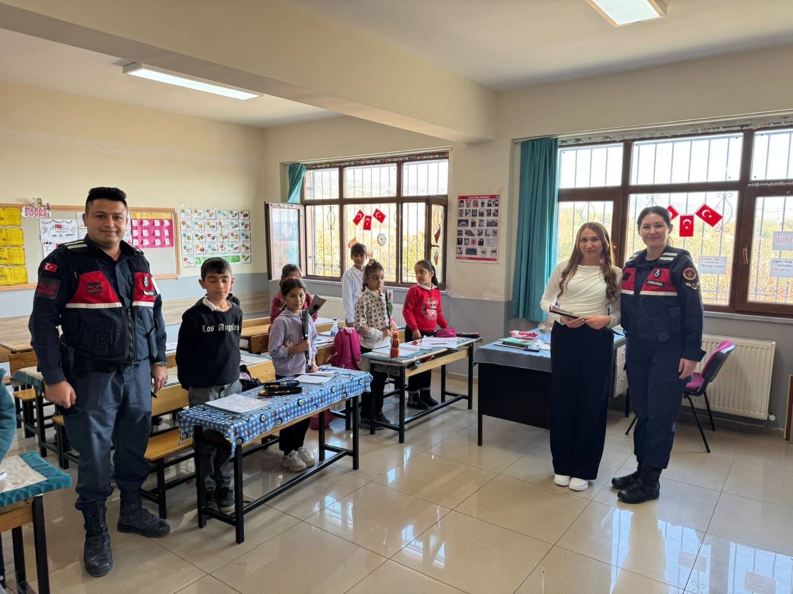 Besni Jandarma Öğretmenler Günü1