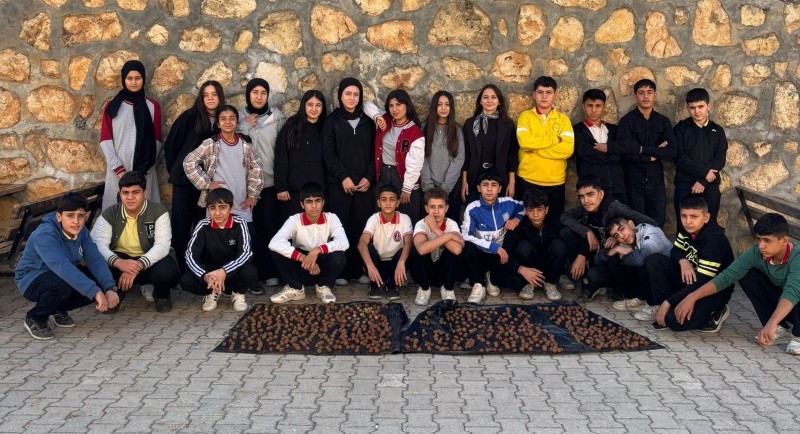 Besni Ve Tut’a Gökyüzünden Tohum Topu Bırakıldı2