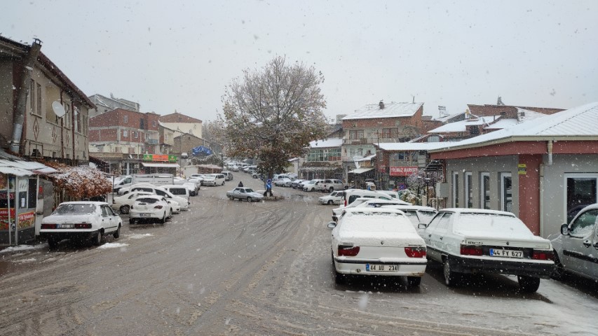 Çelikhan Yılın Ilk Karı (3) (Küçük)