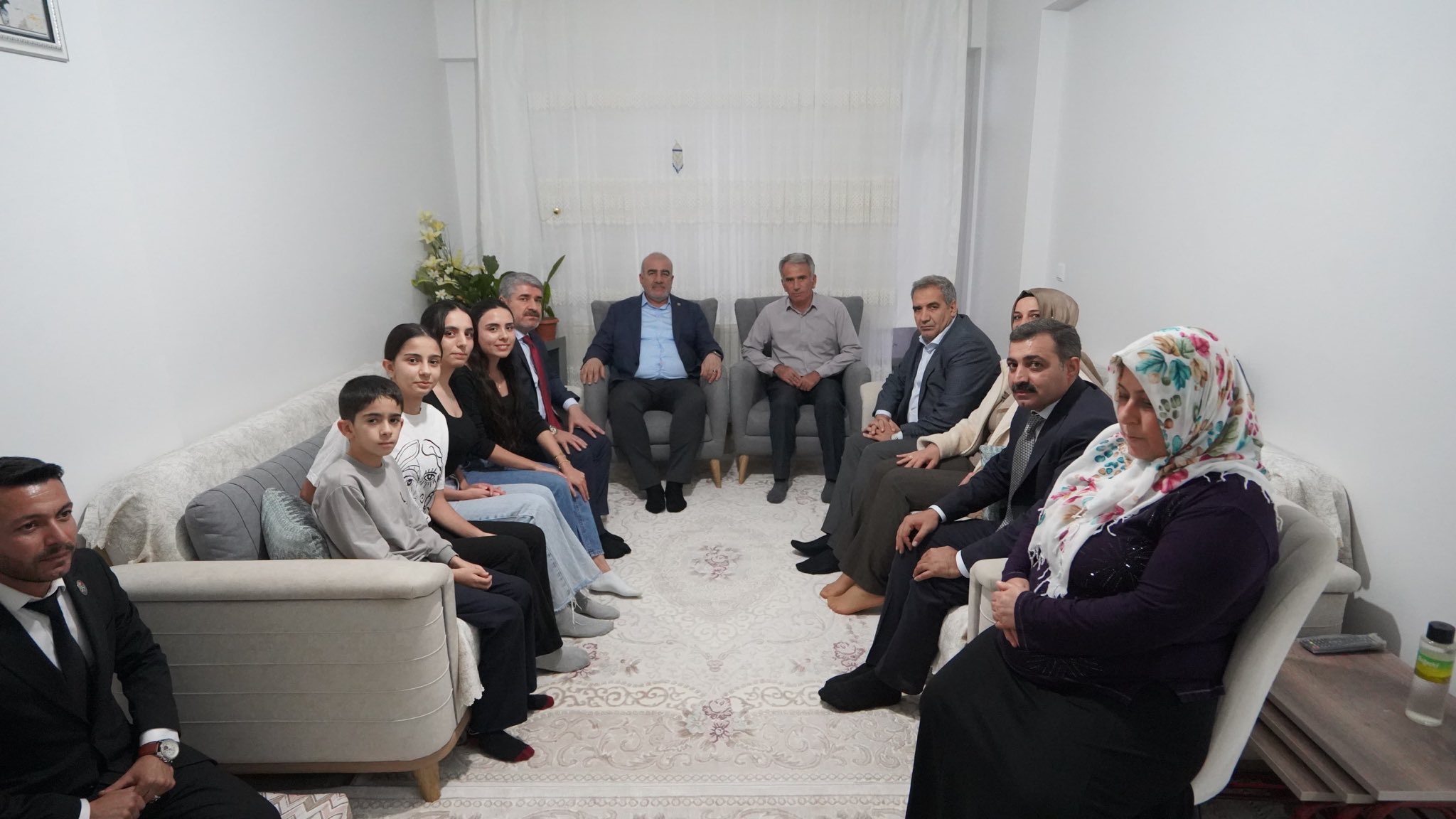 Özhan Şehit Ailesi Ziyaret2
