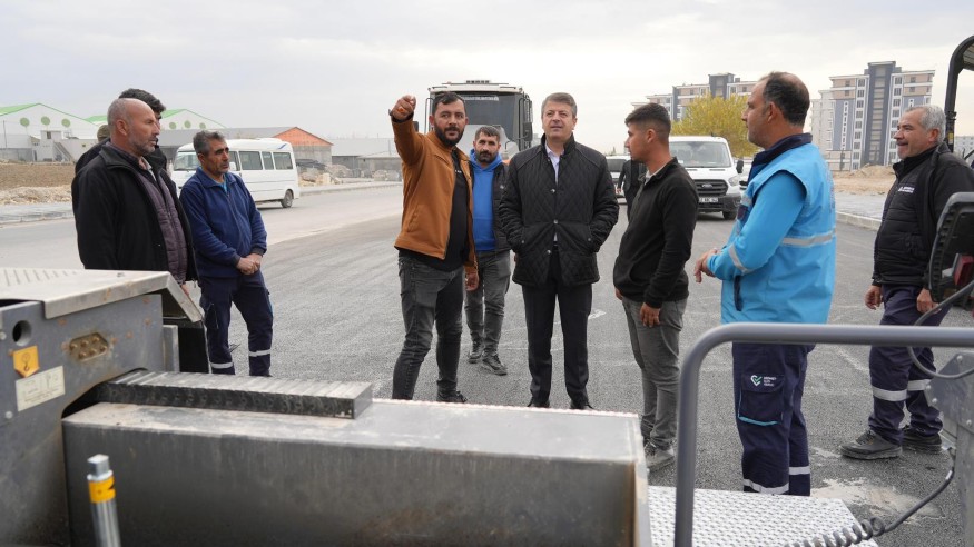 Adıyaman’da Okul Bölgesi Asfaltlanıyor1