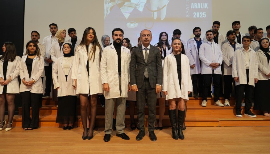 Adyü Diş Fakültesi Öğrencileri Beyaz Önlük Giydi