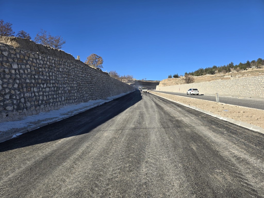 Besni Çevre Yolu Hüseyin Özhan Asfalt (3)