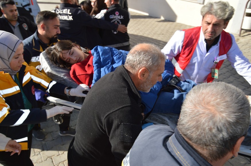 Besni Devlet Hastanesinden Gerçeği Aratmayan Tatbikat1.Bak