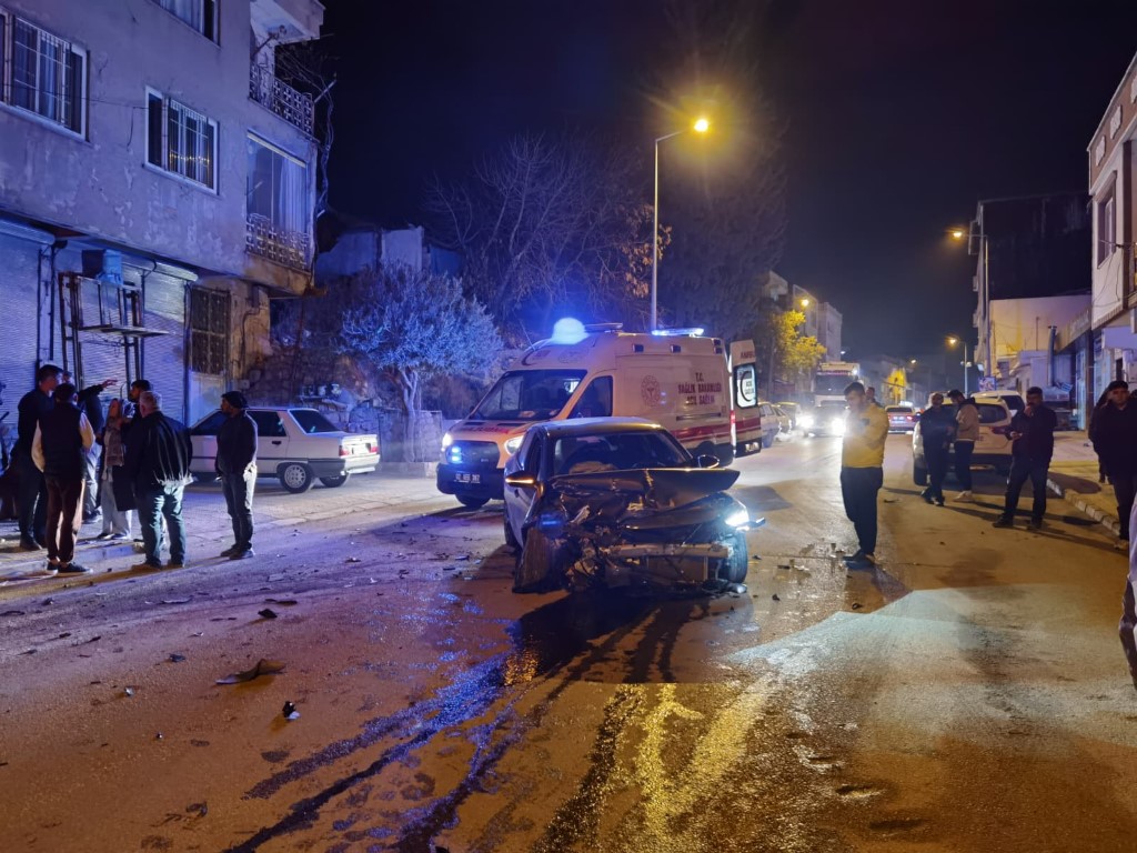 Besni Trafik Kazası (5)