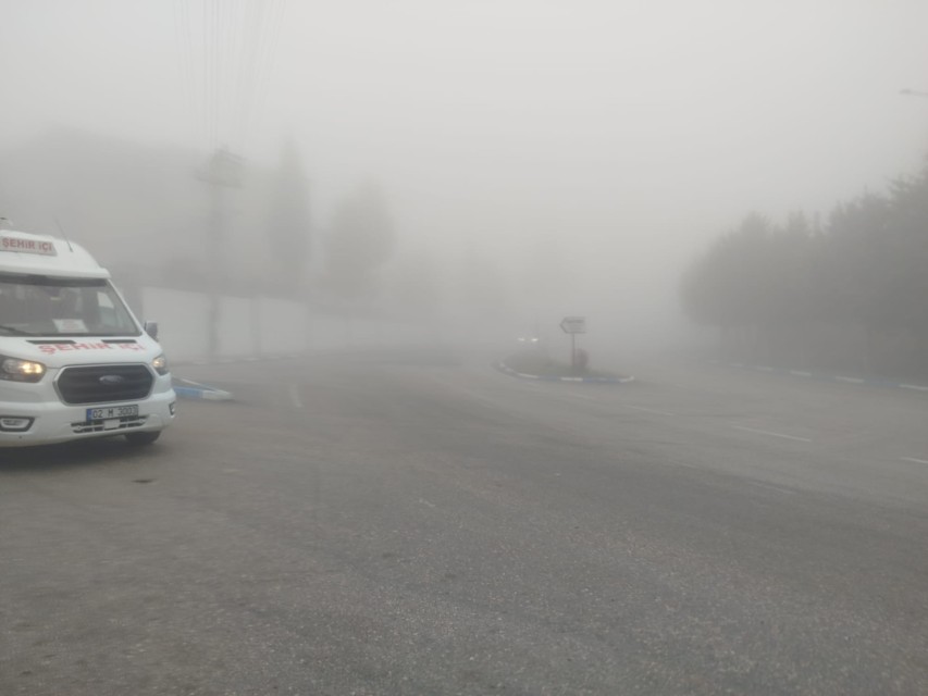 Besni’de Yoğun Sis Ulaşımı Etkiliyor
