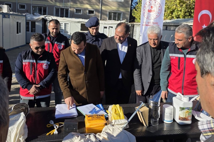 Gap İdaresinden Gölbaşılı Arıcılara Malzeme Desteği1