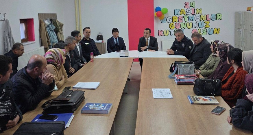 Gölbaşı Kaymakamı Okul Ziyaretleri Yapıyor1-1