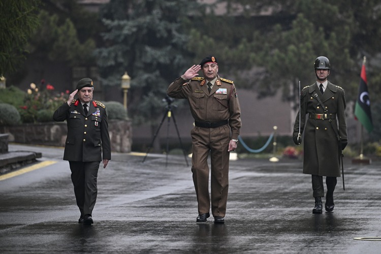 Libya Uçak Düştü