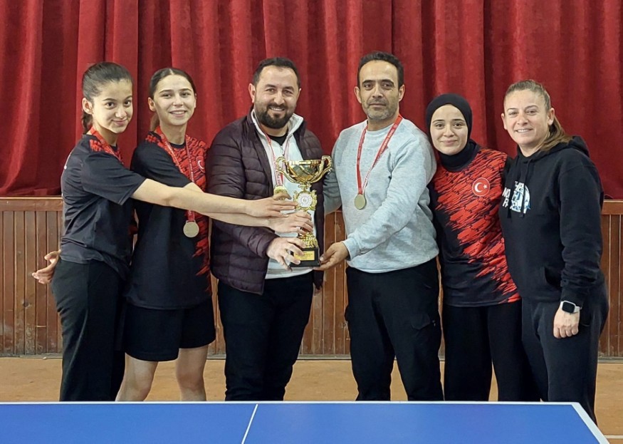 Şehit Abidin Tanrıkolu Al Masa Tenisinde İl Şampiyonu4