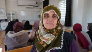 Adıyamanlı Kadınlar Okuma Yazma Hasreti (Telefon)
