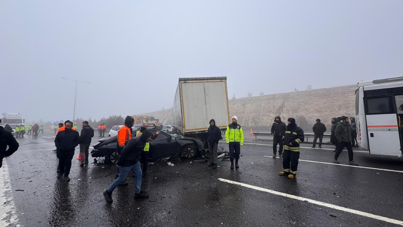 Gaziantep Zincirleme Kaza (4) (Orta)