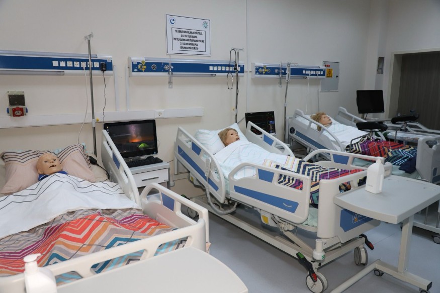 Simülasyon Laboratuvarı Sağlık Eğitimini Güçlendiriyor1