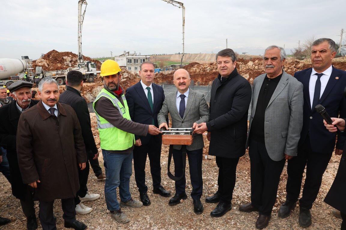 Adıyaman’da 12 Derslikli Okulun Temeli Atıldı (2) (Orta)