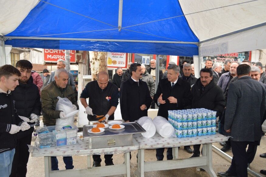 Ali Erdemoğlu’ndan Besni Emniyetine 5 Araç Desteği4