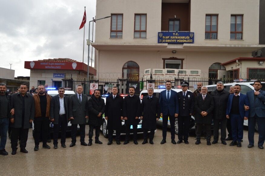 Ali Erdemoğlu’ndan Besni Emniyetine 5 Araç Desteği6