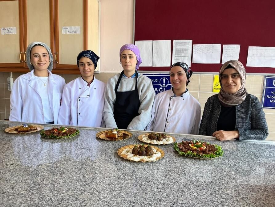Besni’den Gastronomide Gümüş Madalya1
