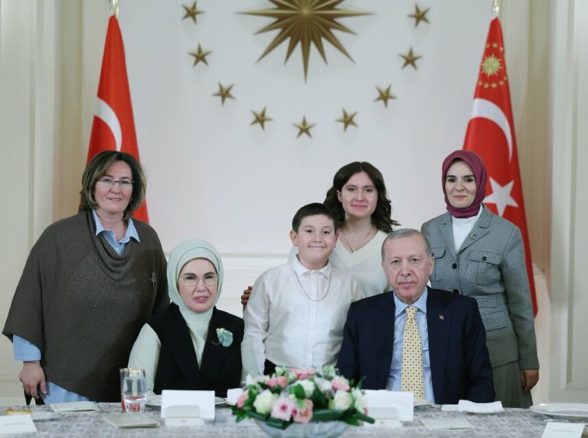 Cumhurbaşkanı Erdoğan İlk İftarı Şehit Aileleri Ve Gazilerle Açt2