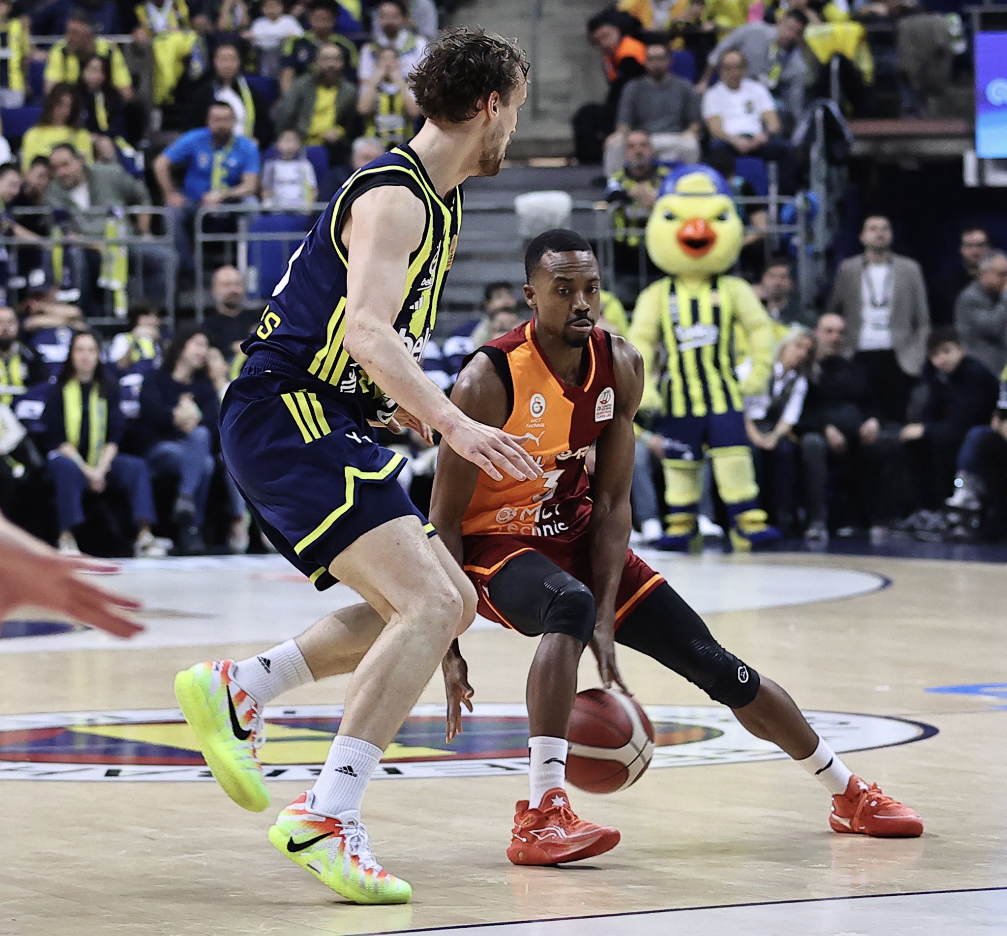 Fenerbahçe Galatasaray1