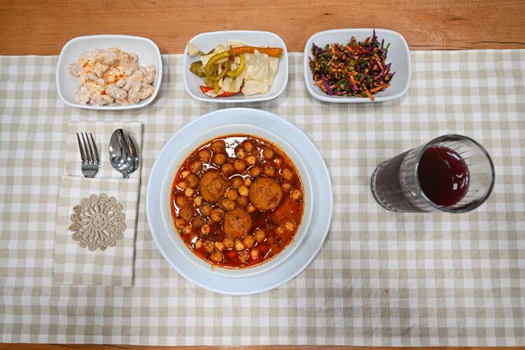 Günün Önerilen Yöresel Yemeği Analı Kızlı2