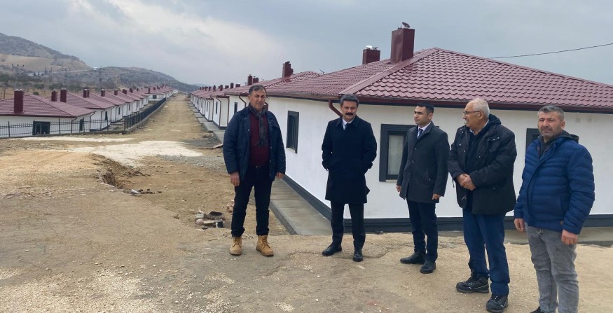 Kaymakam Aslan’dan Deprem Konutları Ve Yol İncelemesi1