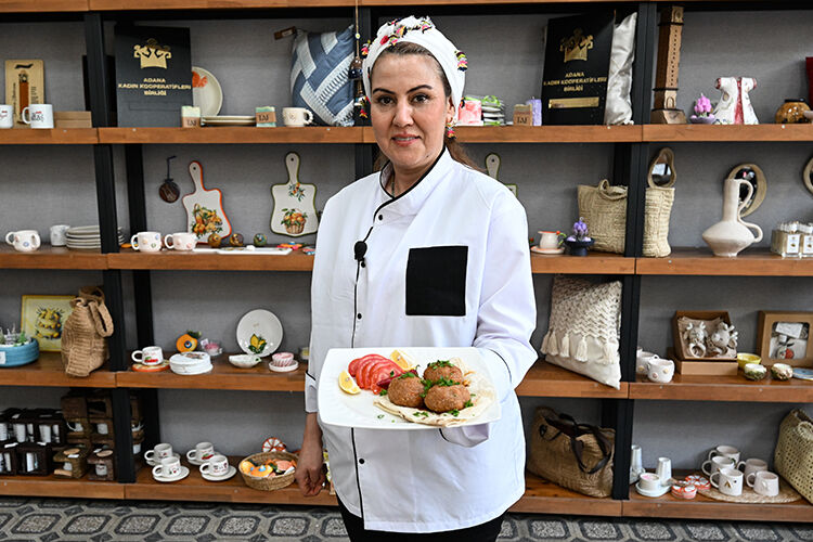 Adana Içli Köfte1