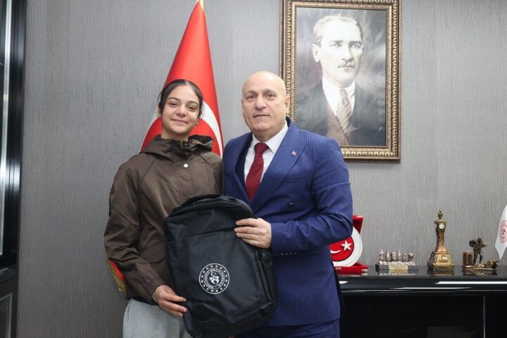 Adıyaman Voleybol Milli Takım1