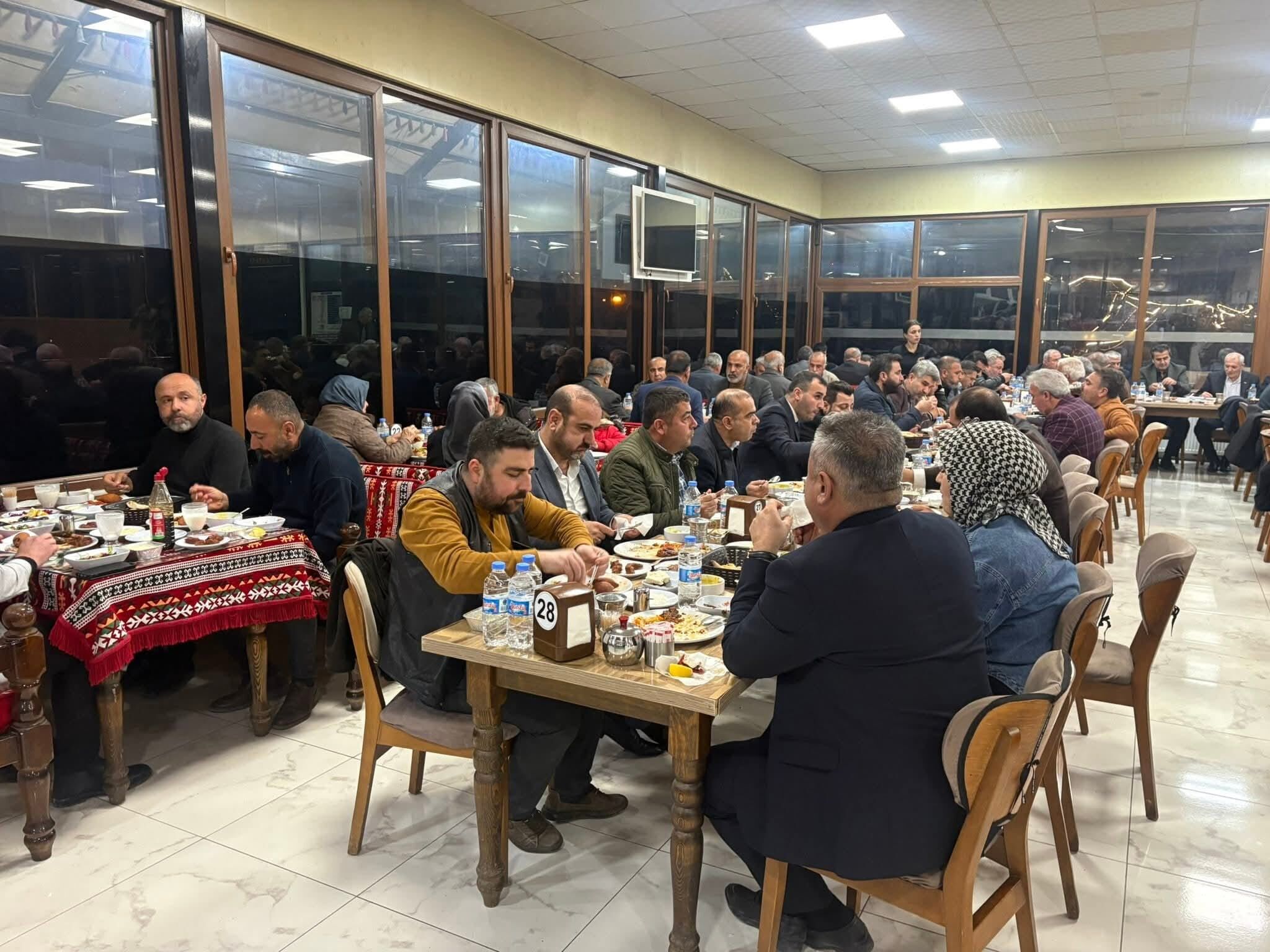 Adıyaman’da Esnaf Ve Basın İftar Sofrasında Buluştu2