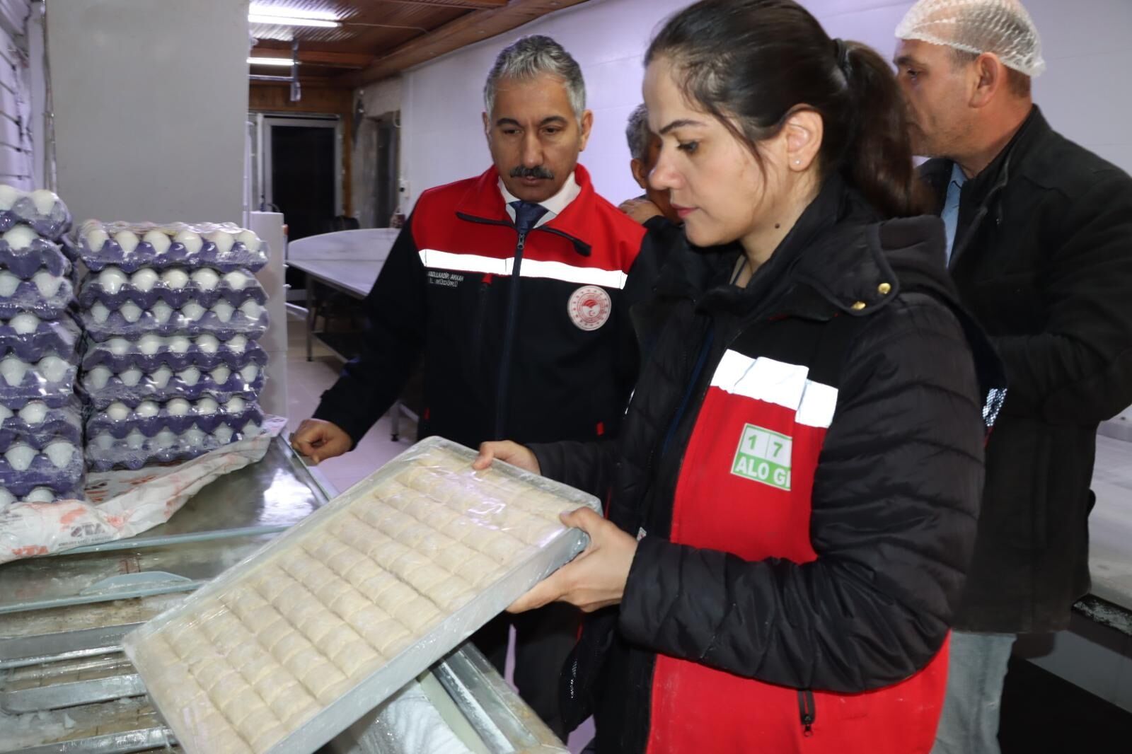 Adıyaman’da Pastanelere Bayram Öncesi Sıkı Denetim (4)