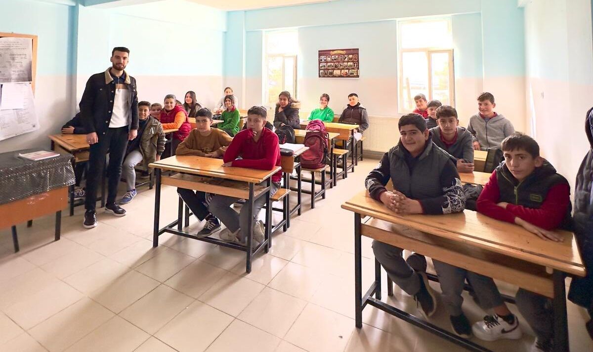 Besni Müftülüğünün Okul Buluşmaları Devam Ediyor